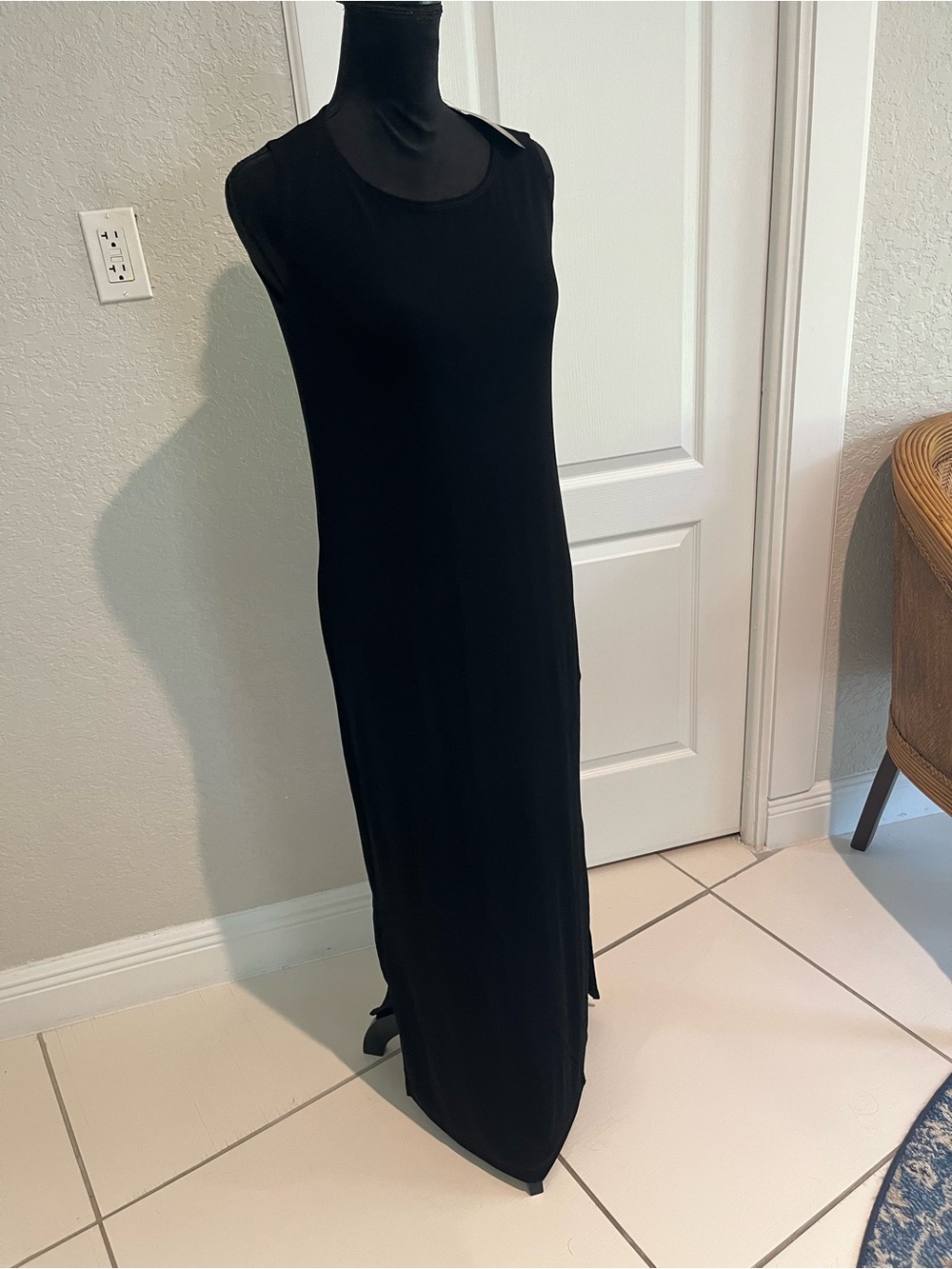 Classic Black Sleeveless Maxi Dress by